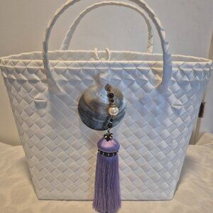 White Woven Bayong Tote Bag with Shell & Tassel Charm – Pre-Owned
